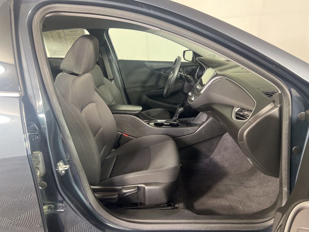 2020 Chevrolet Malibu LS 1LS