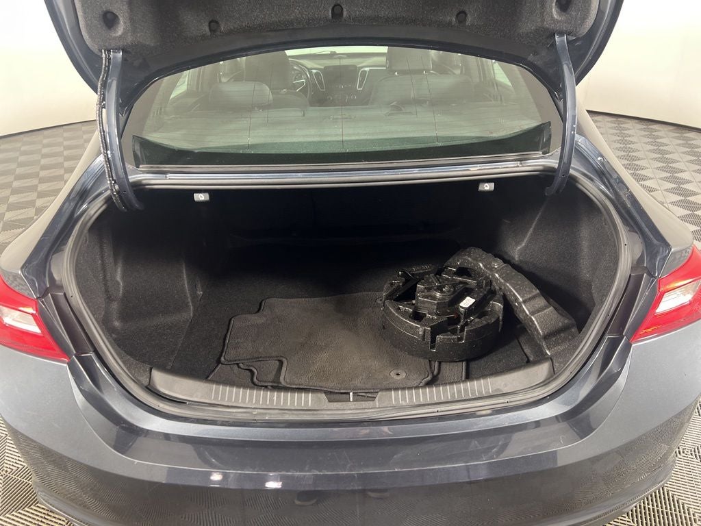 2020 Chevrolet Malibu LS 1LS
