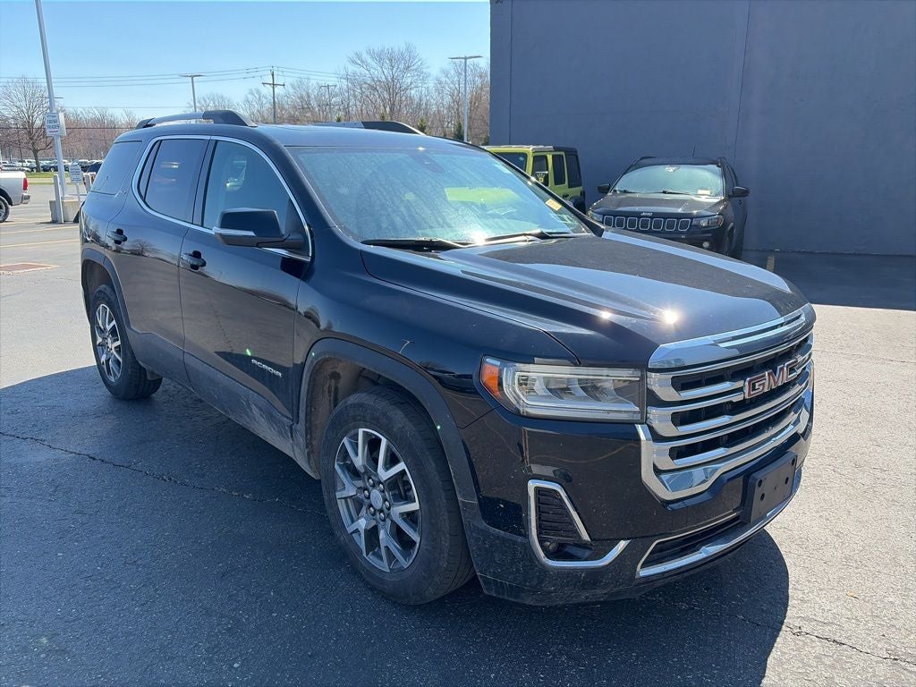 2023 GMC Acadia SLT