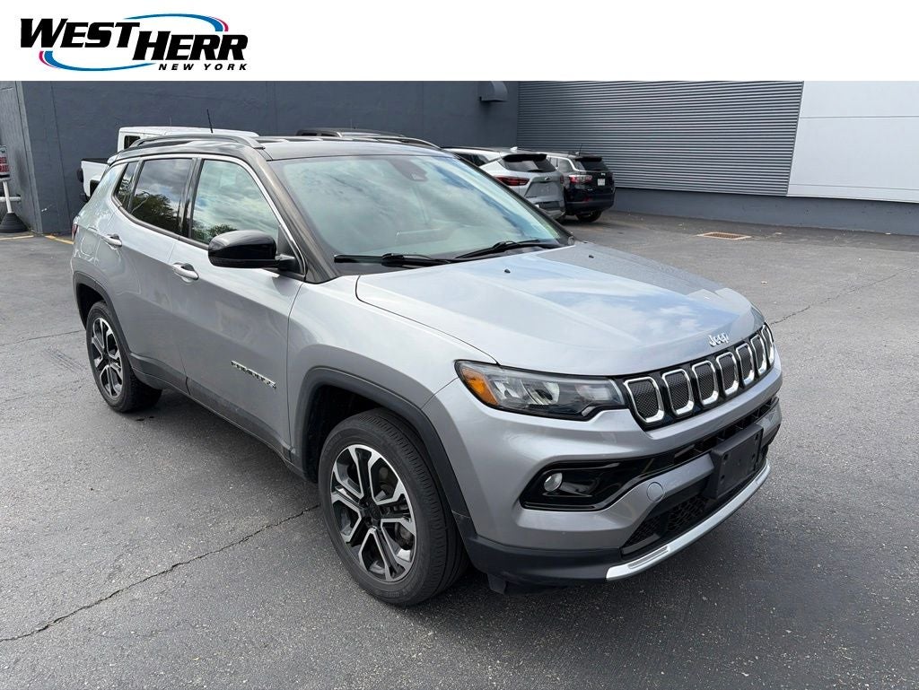 2022 Jeep Compass Limited 4X4's photo