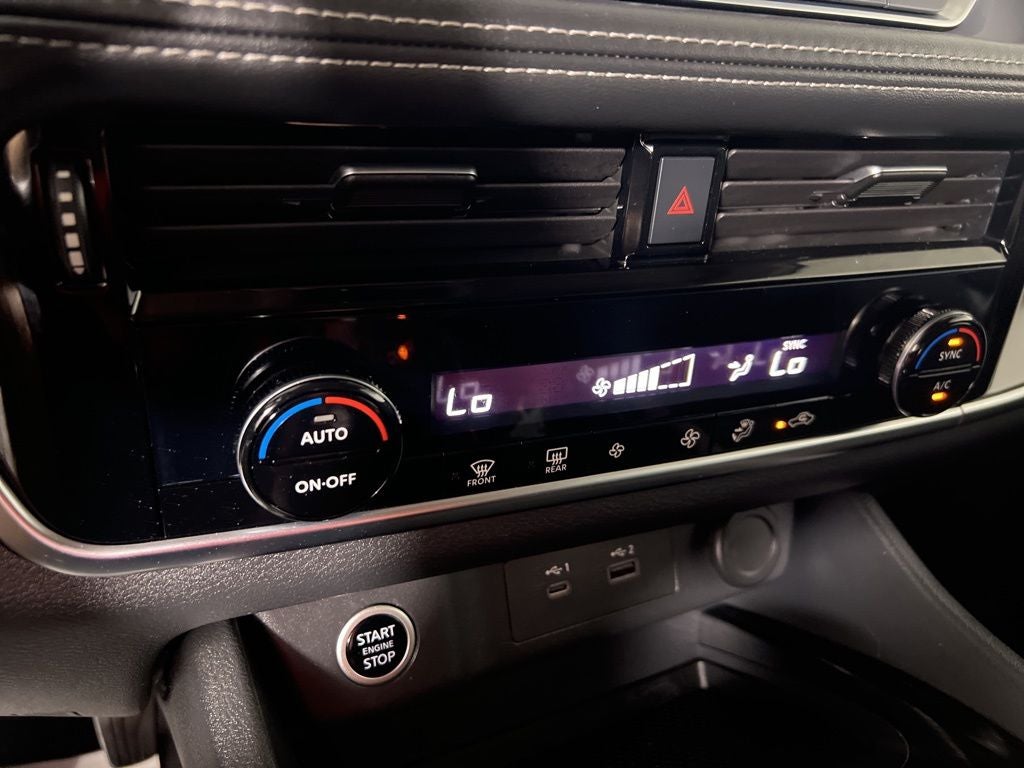 2022 Nissan Rogue SV