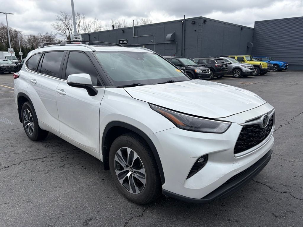 2023 Toyota Highlander XLE