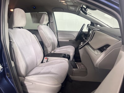 2020 Toyota Sienna LE 8 Passenger