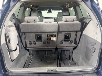 2020 Toyota Sienna LE 8 Passenger