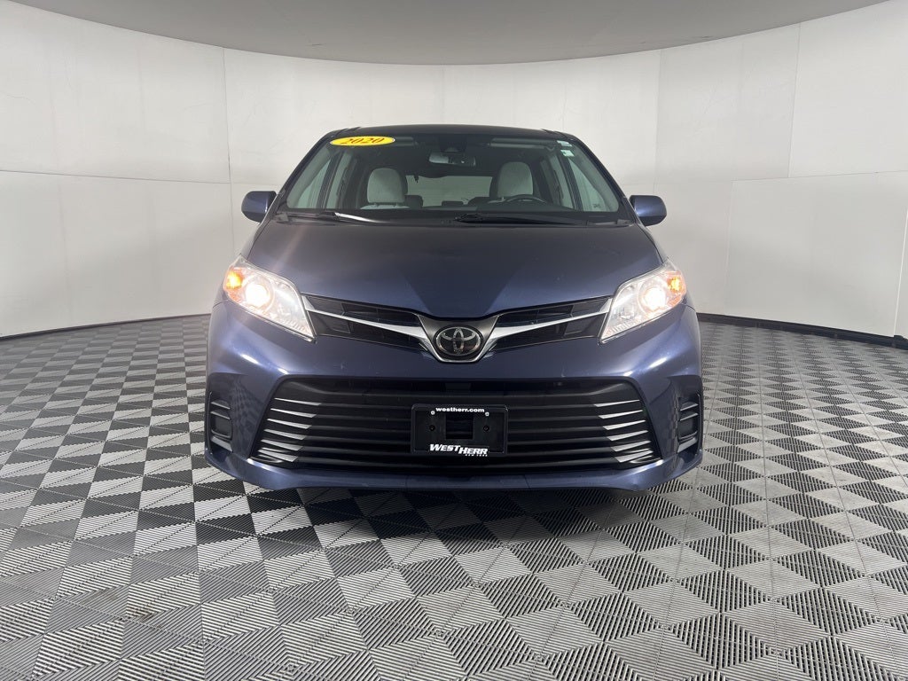 2020 Toyota Sienna LE 8 Passenger
