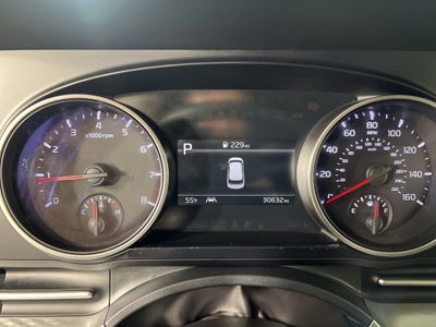2024 Kia Carnival LX