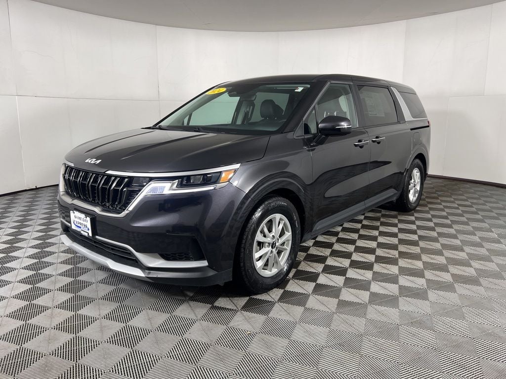 2024 Kia Carnival LX