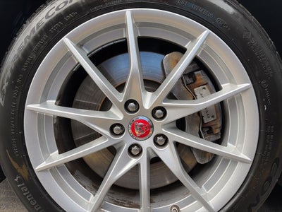 2019 Jaguar F-TYPE P300