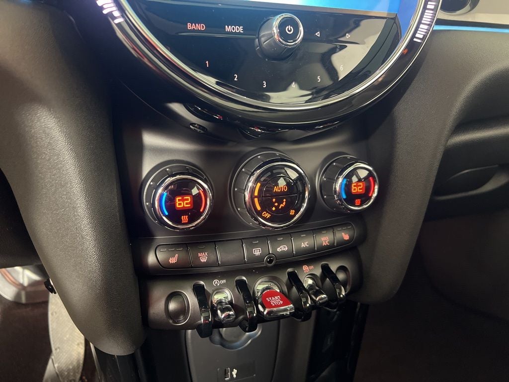 2023 MINI Cooper Classic