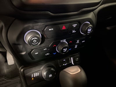 2022 Jeep Renegade Altitude