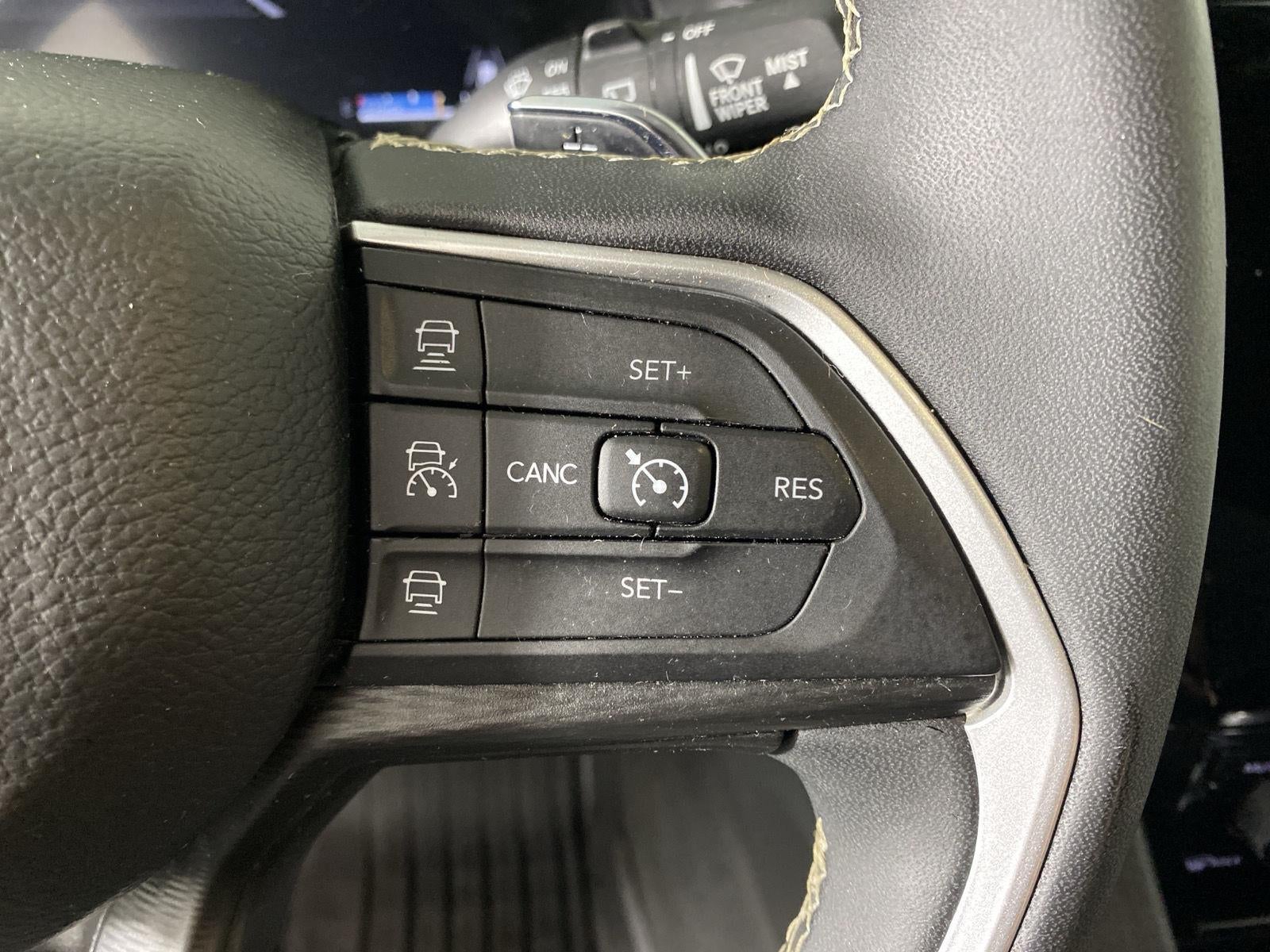 2024 Jeep Grand Cherokee L Laredo