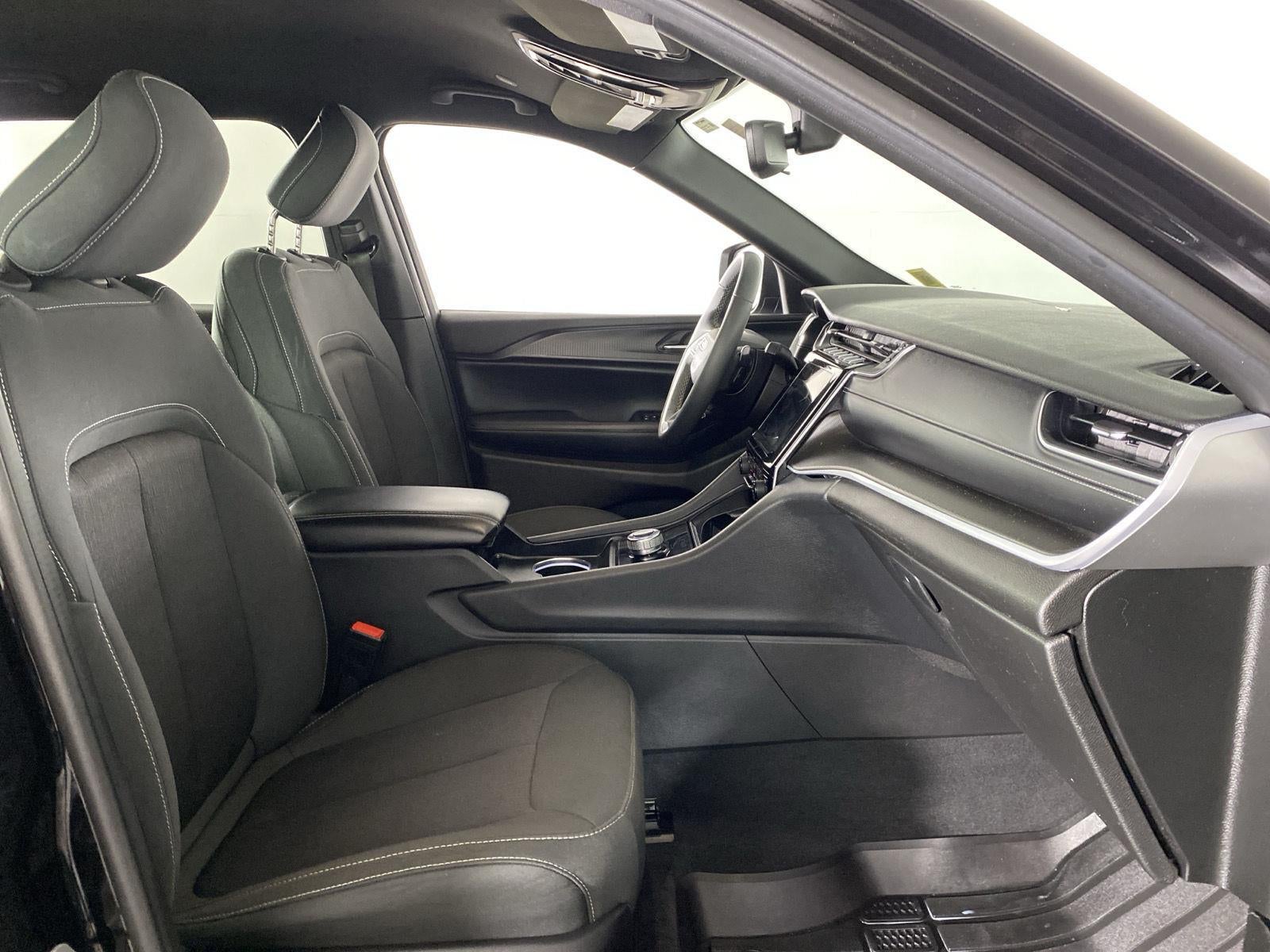 2024 Jeep Grand Cherokee L Laredo