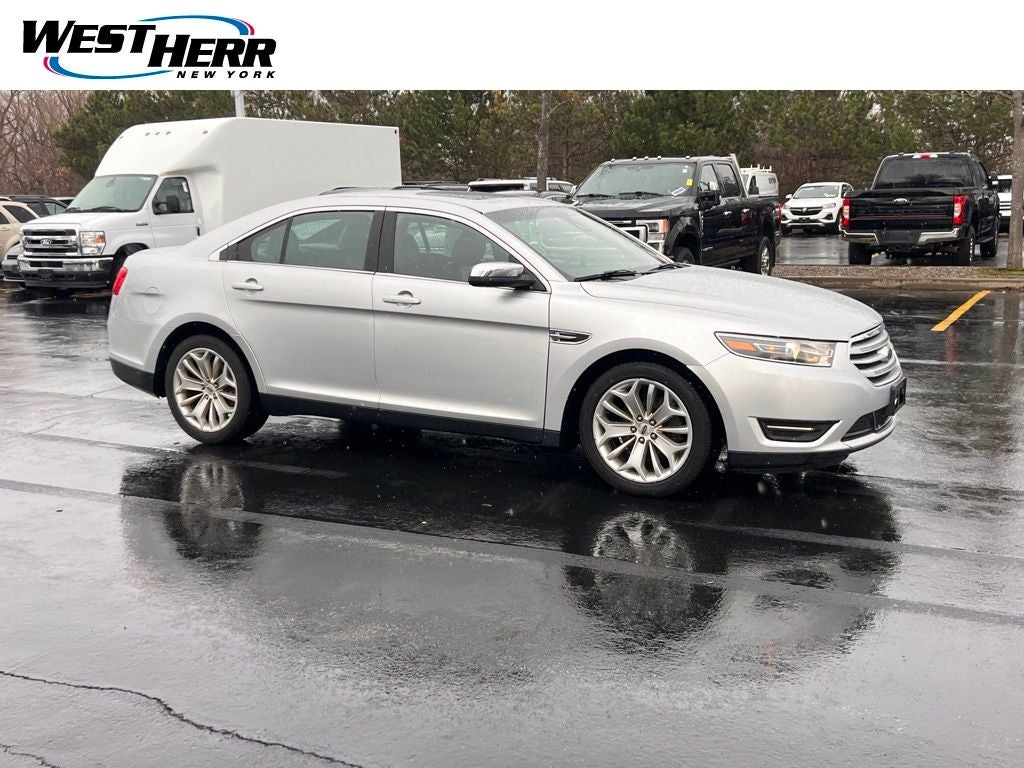 2018 Ford Taurus Limited