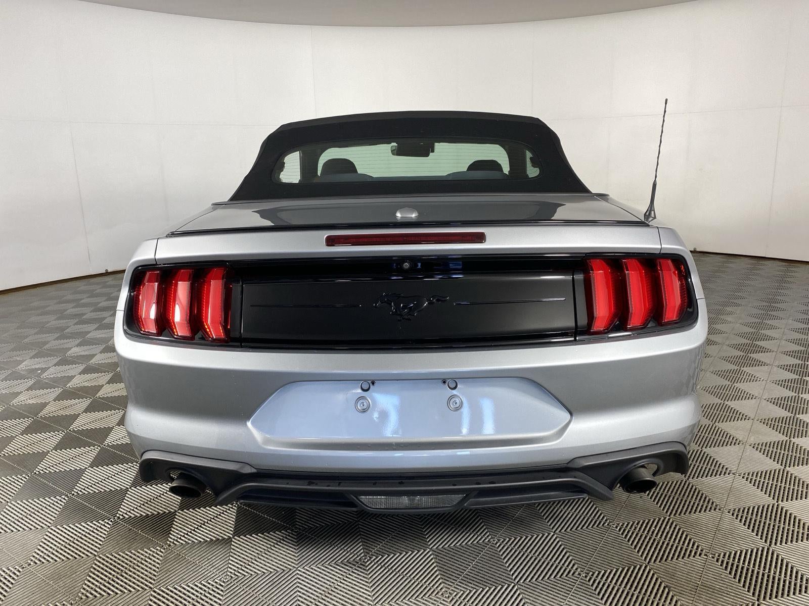 2020 Ford Mustang EcoBoost