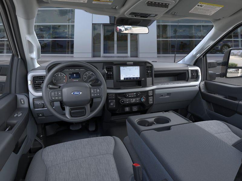 2026 Ford Super Duty F-550 DRW XL