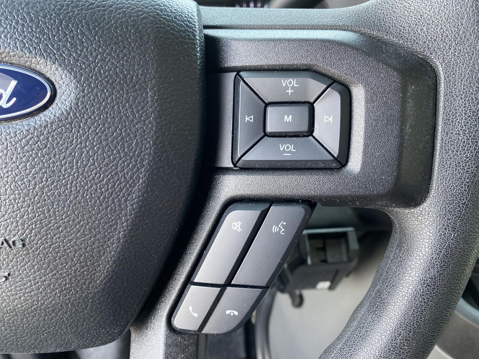 2025 Ford E-Series Cutaway Base