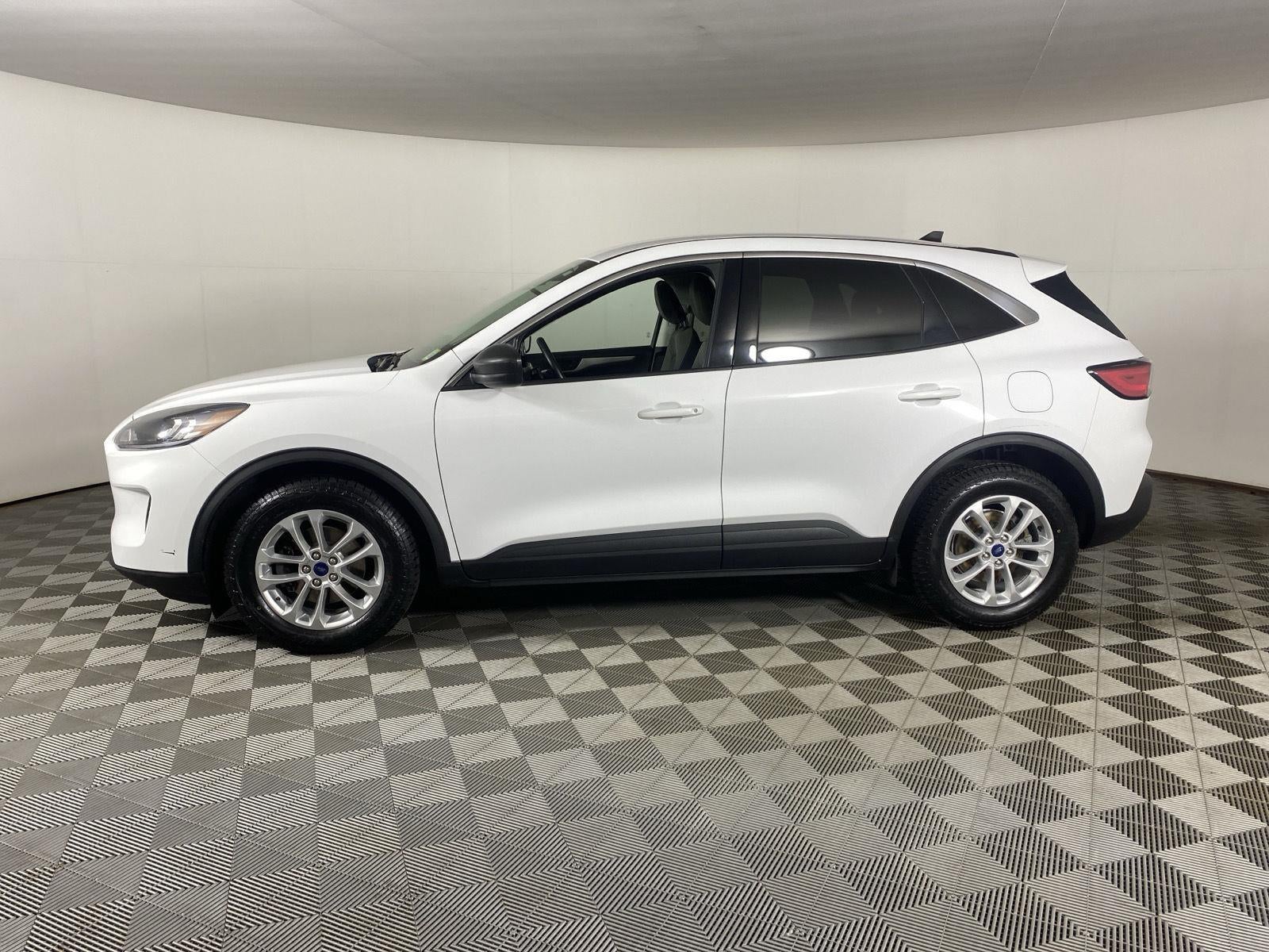 2022 Ford Escape Base