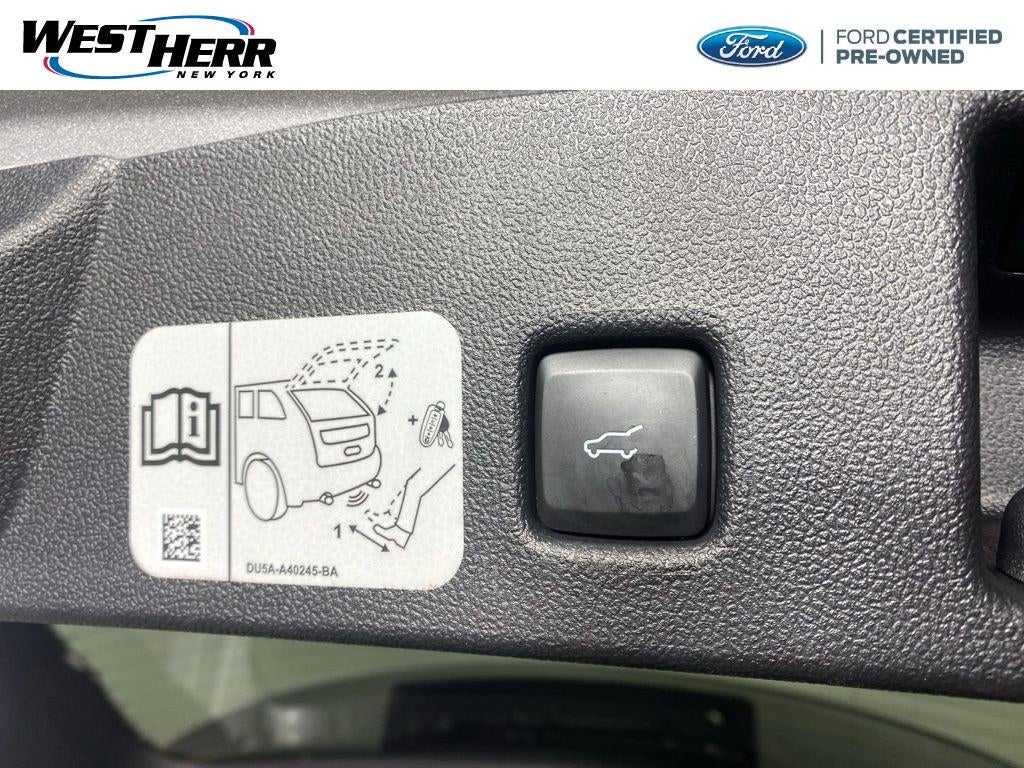 2020 Ford Escape Hybrid Titanium