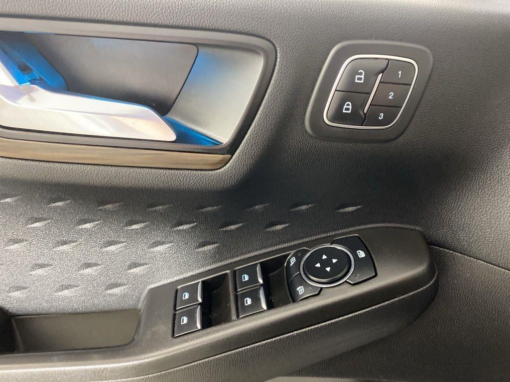 2020 Ford Escape Hybrid Titanium