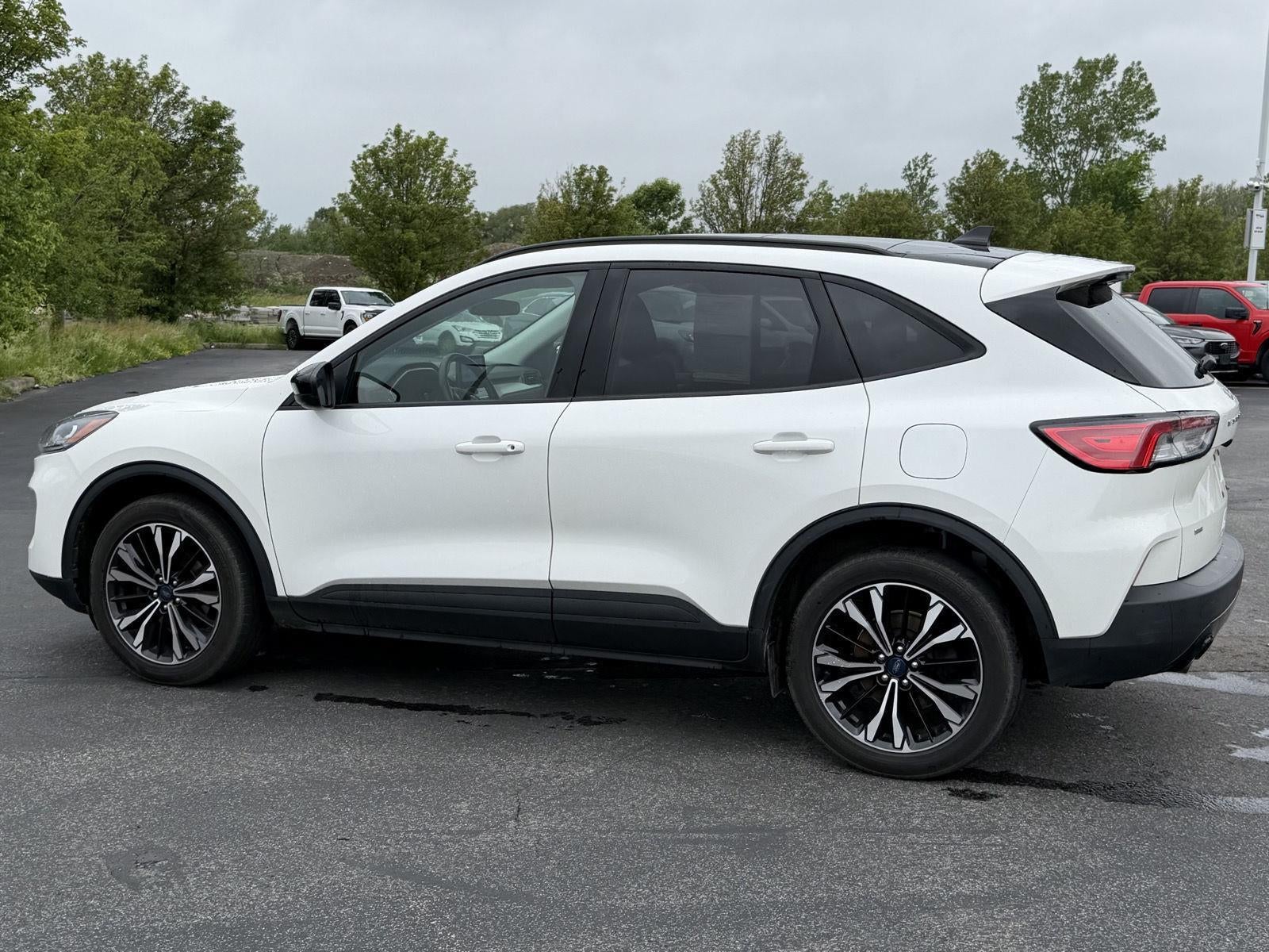 2022 Ford Escape SE