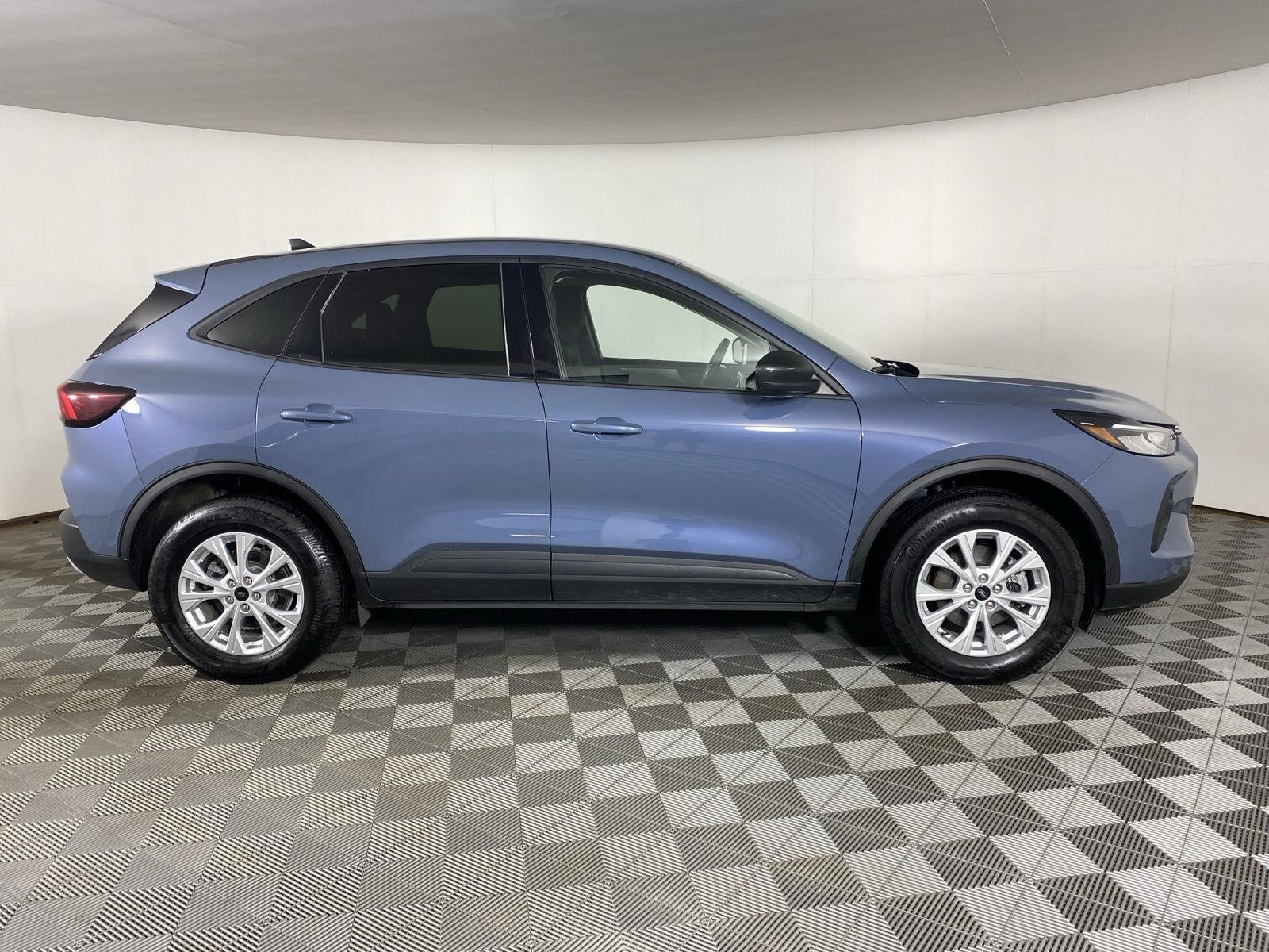 2025 Ford Escape Base