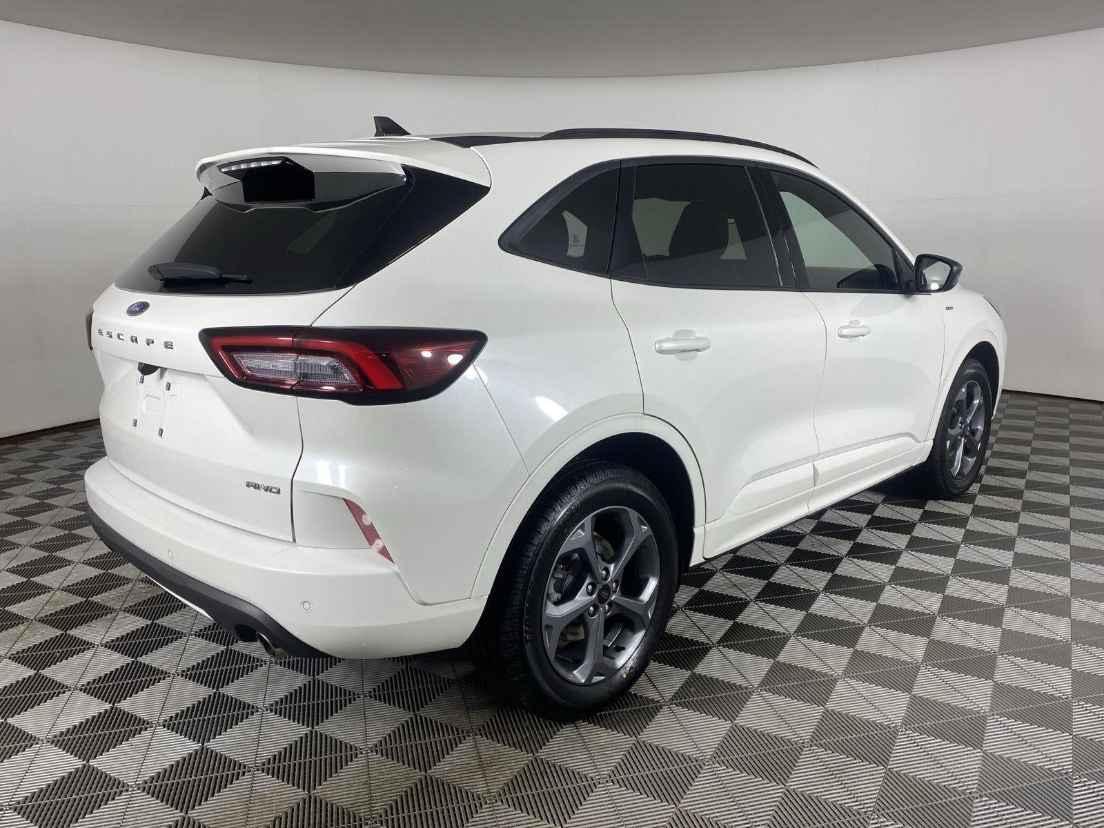 2023 Ford Escape ST-Line