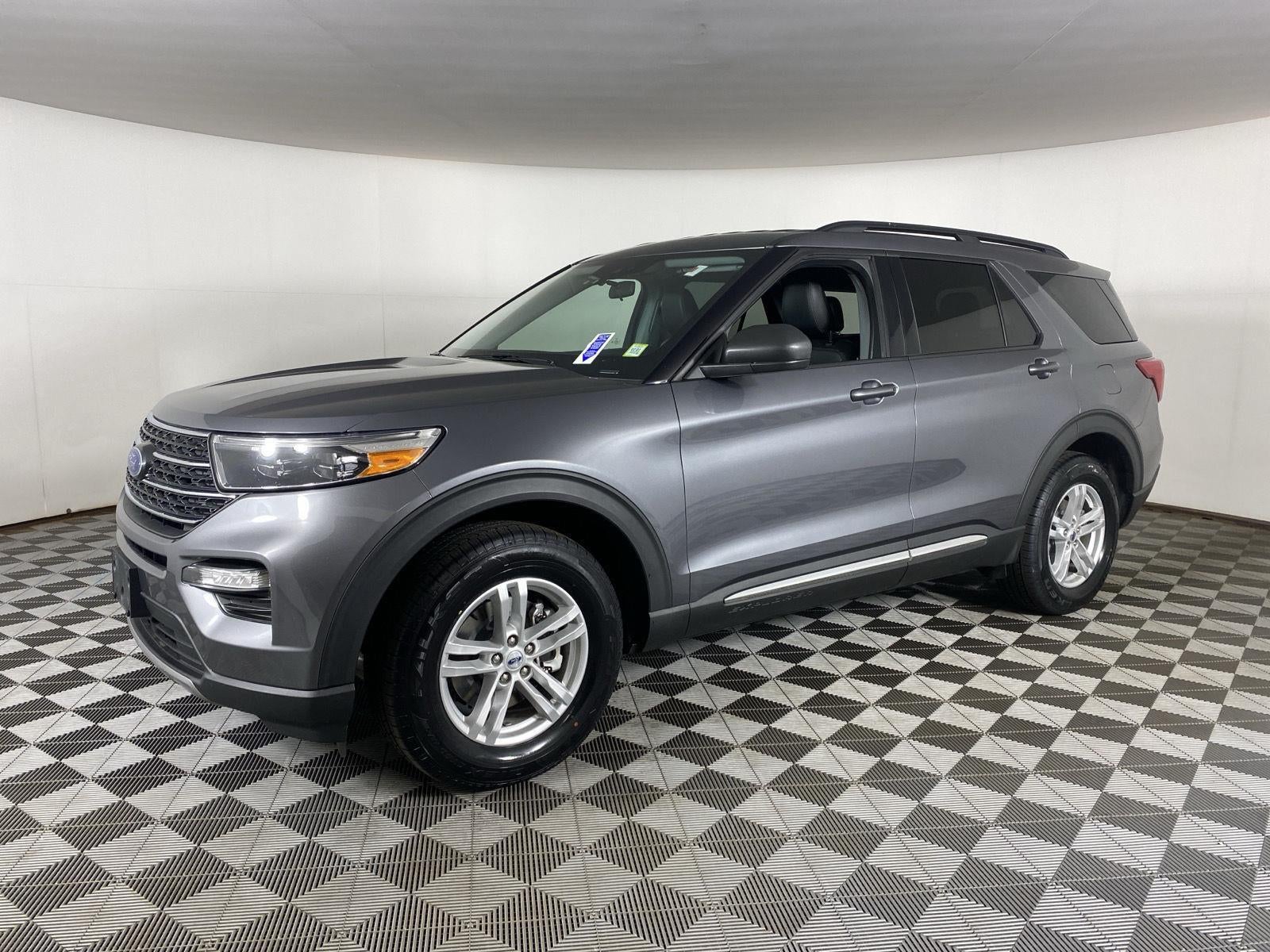 2022 Ford Explorer Base