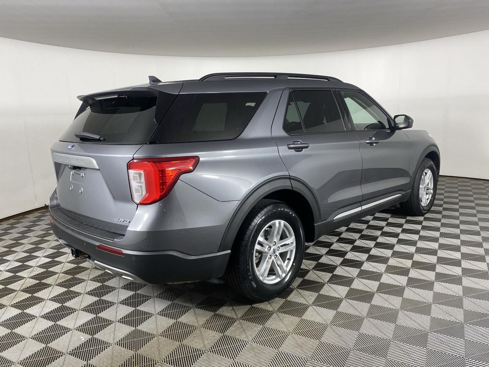 2022 Ford Explorer Base