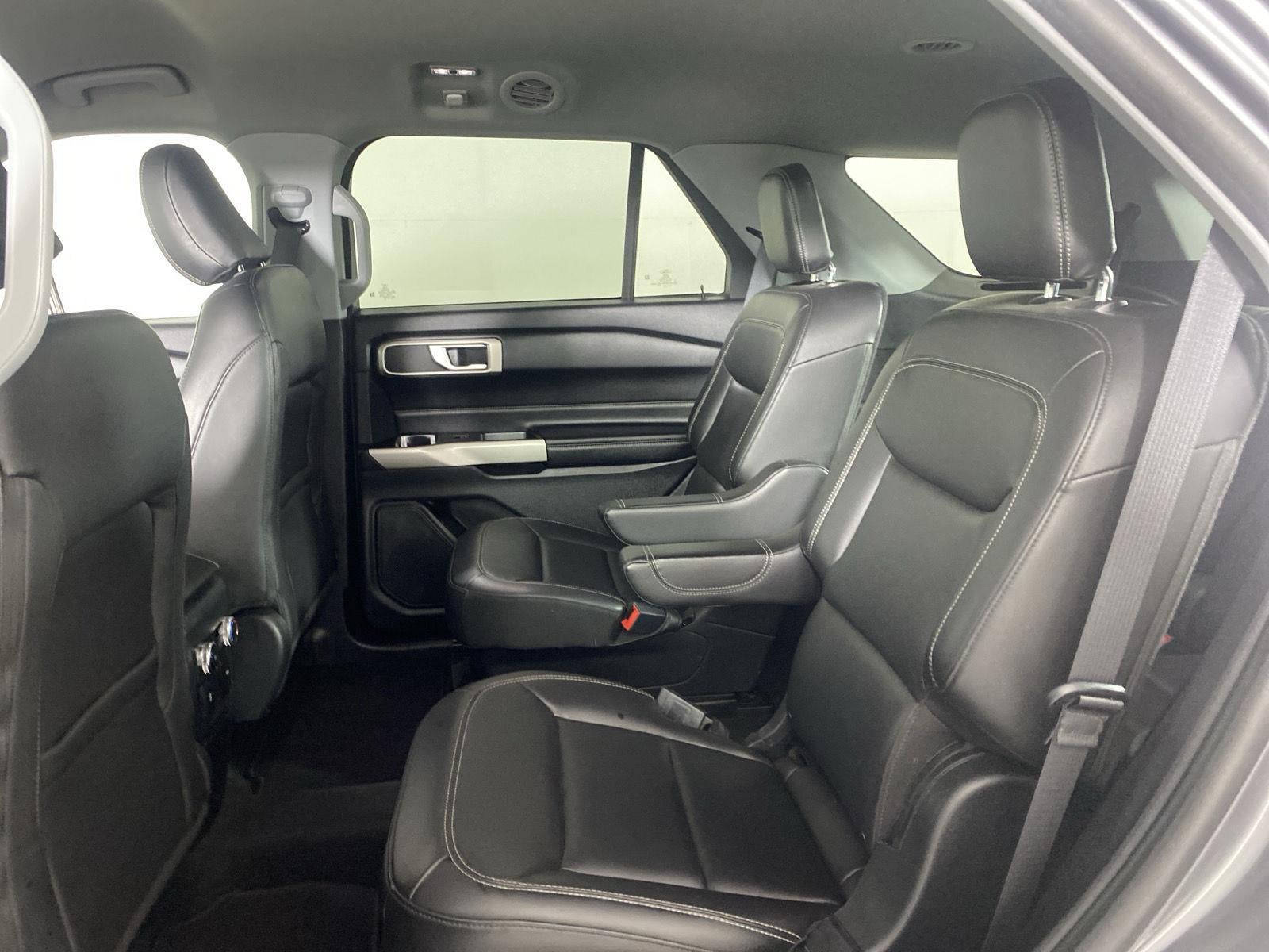 2022 Ford Explorer Base