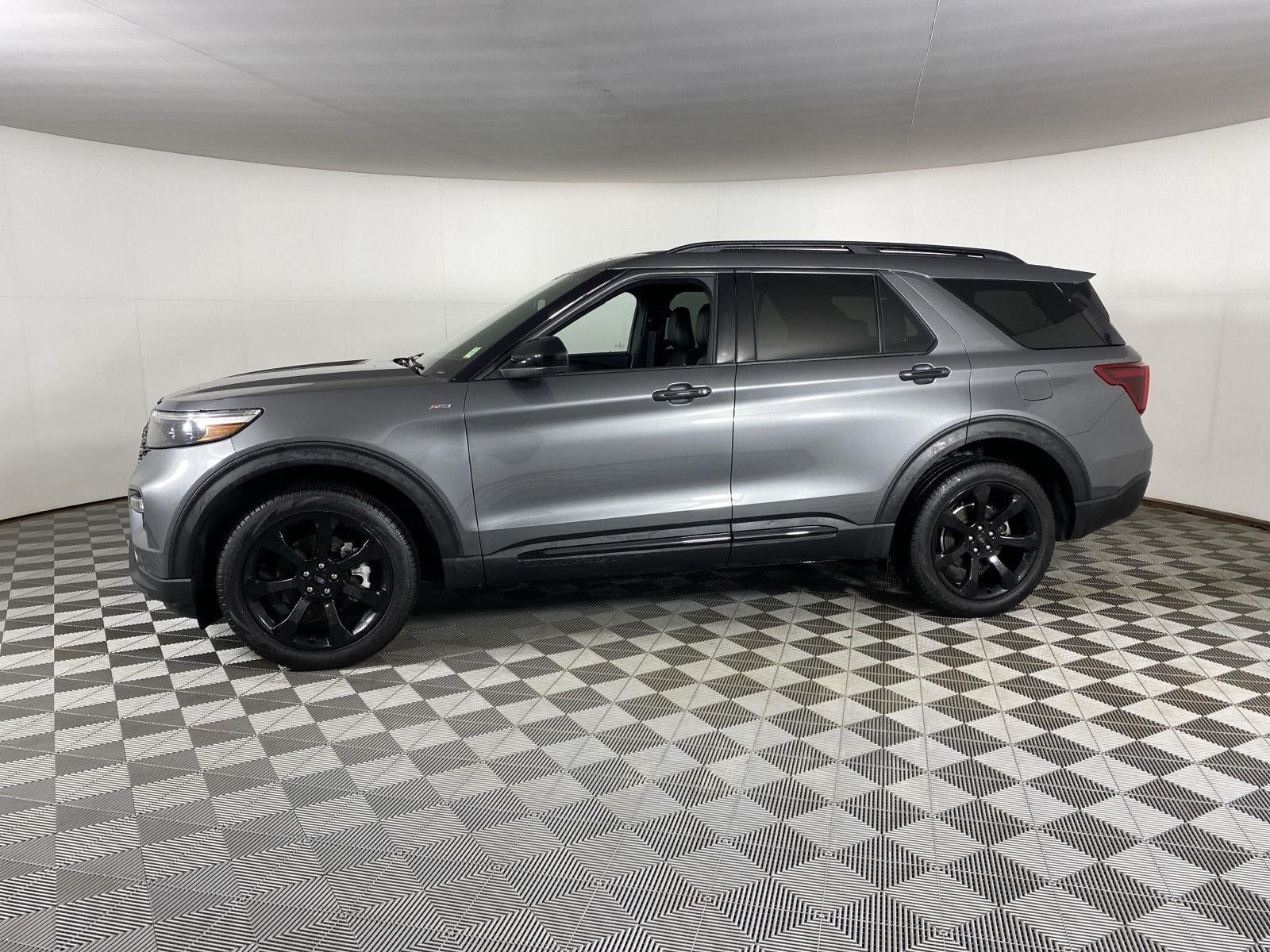 2023 Ford Explorer ST-Line