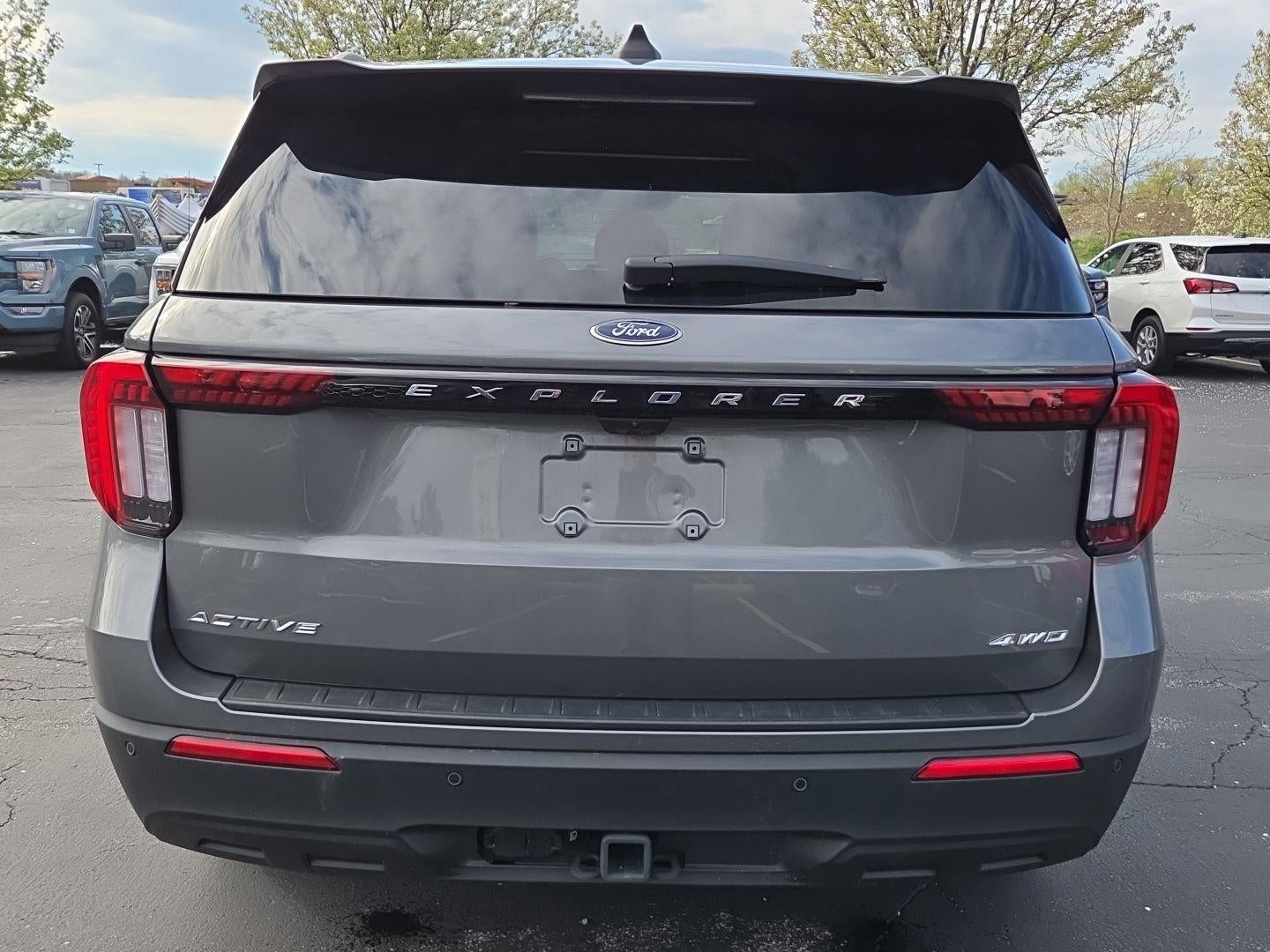 2025 Ford Explorer Active