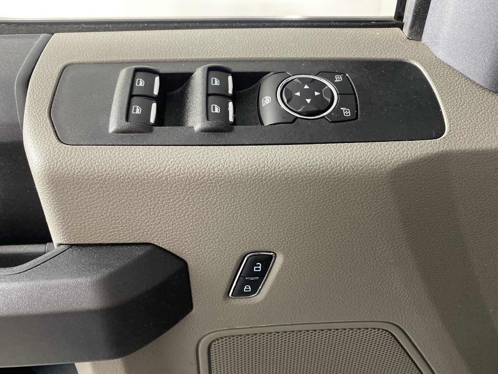 2022 Ford Super Duty F-350 SRW XL