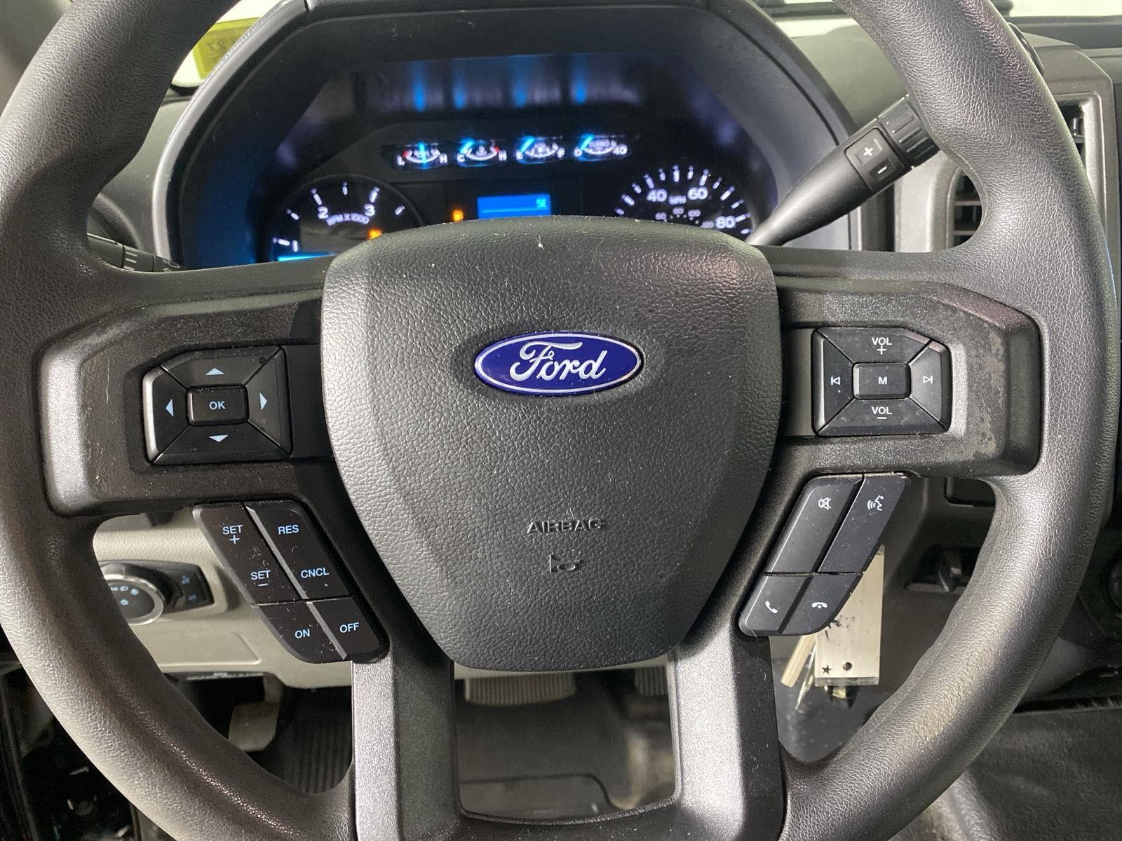 2022 Ford Super Duty F-350 SRW XL