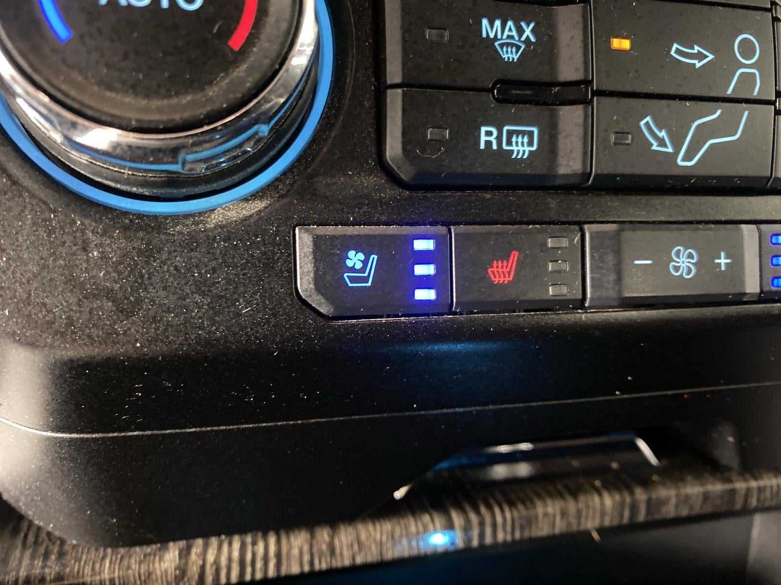 2020 Ford Super Duty F-350 DRW Lariat