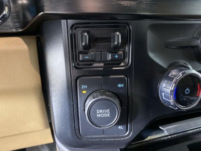 2024 Ford Super Duty F-450 DRW LARIAT