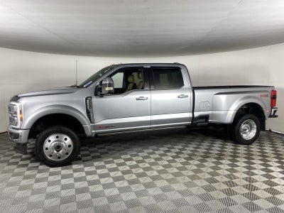 2024 Ford Super Duty F-450 DRW LARIAT
