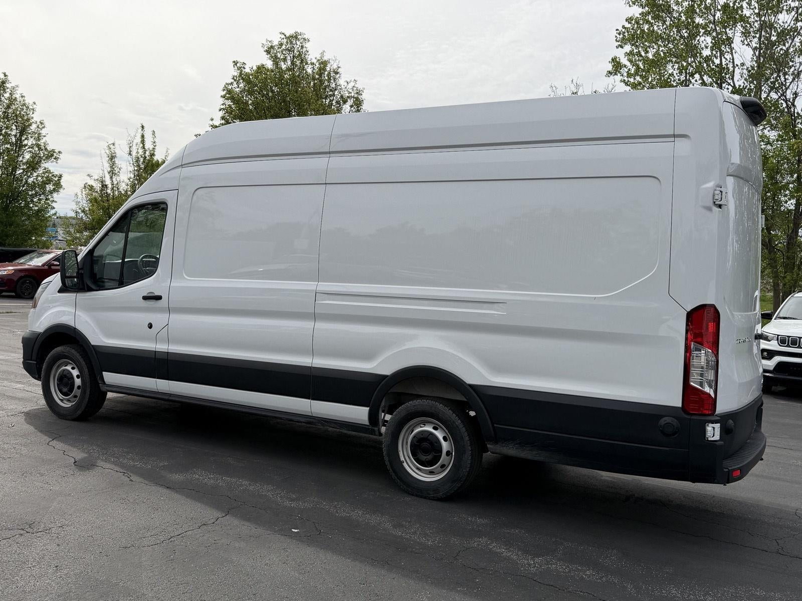 2025 Ford Transit 250