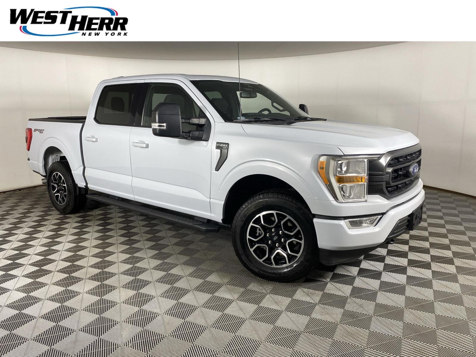2022 Ford F-150 Base