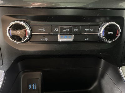 2022 Ford F-150 Base