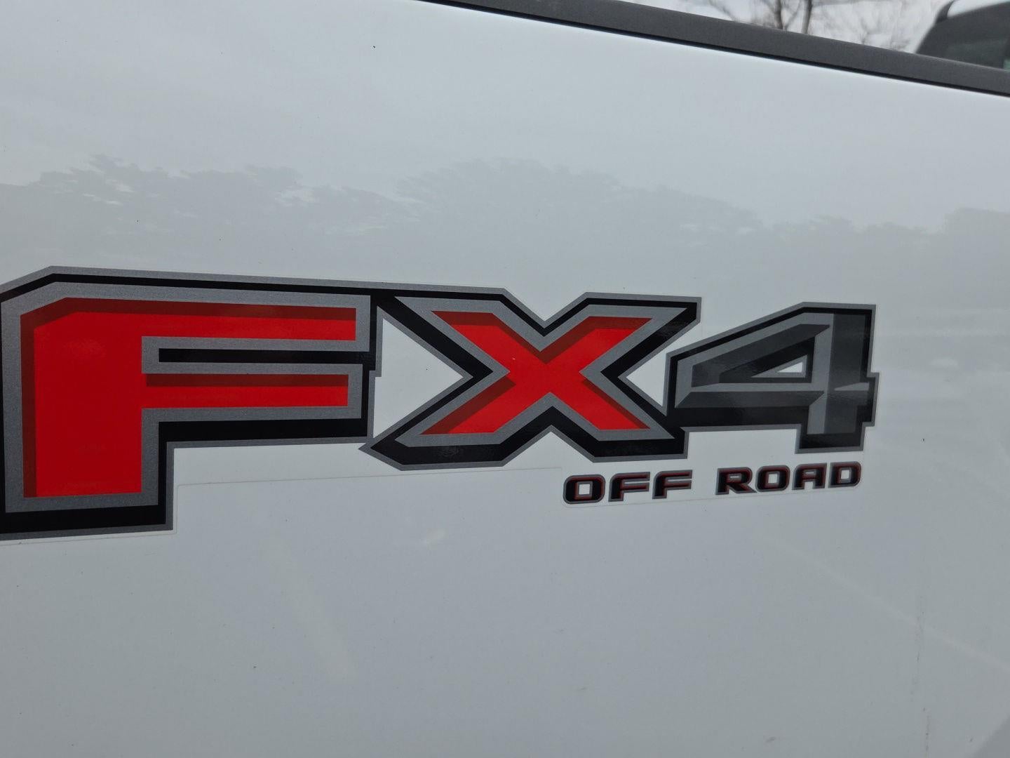 2025 Ford Super Duty F-350 XLT