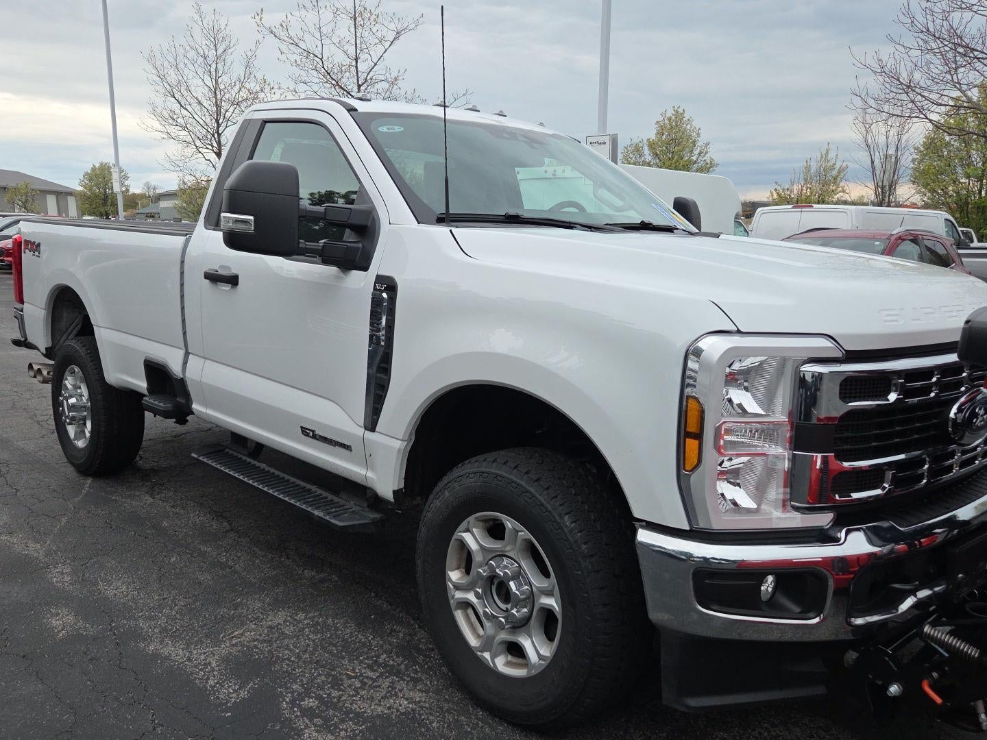 2025 Ford Super Duty F-350 XLT
