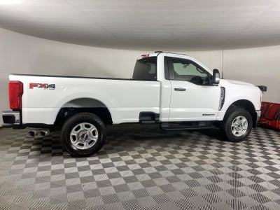2025 Ford Super Duty F-350 XLT