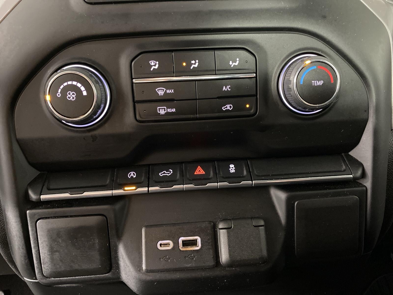 2022 Chevrolet Silverado 1500 LTD Custom