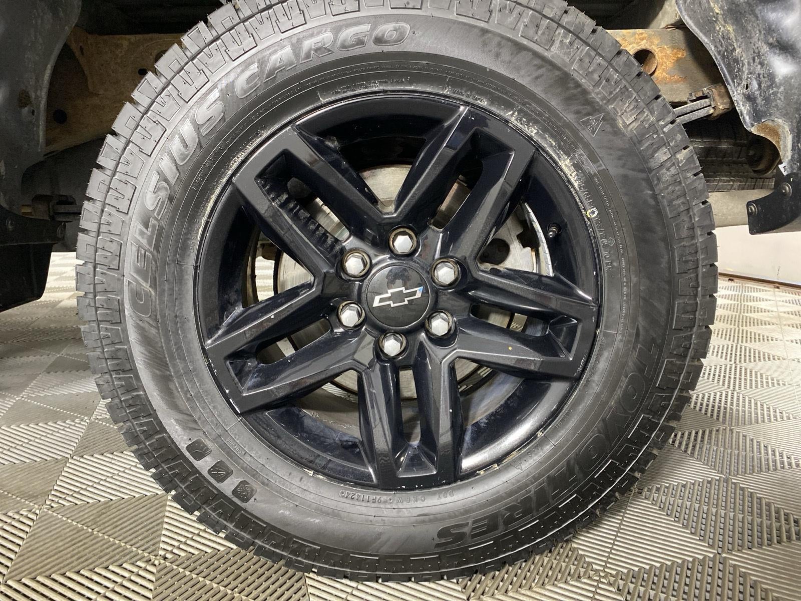 2019 Chevrolet Silverado 1500 Custom Trail Boss