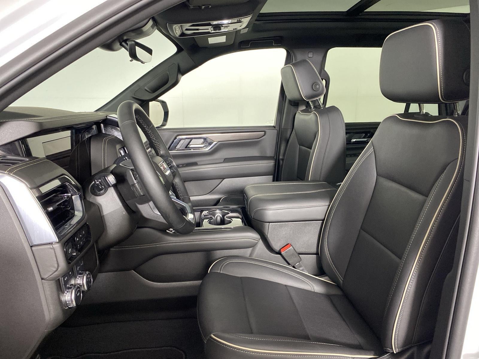 2025 GMC Yukon Elevation