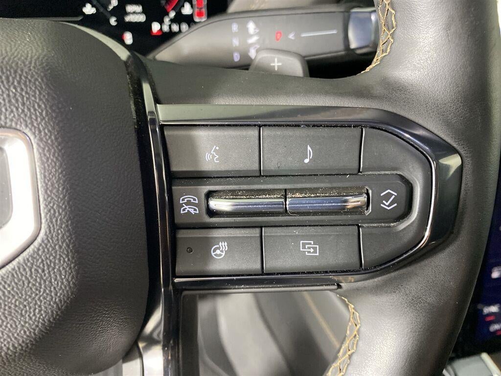 2025 GMC Yukon AT4