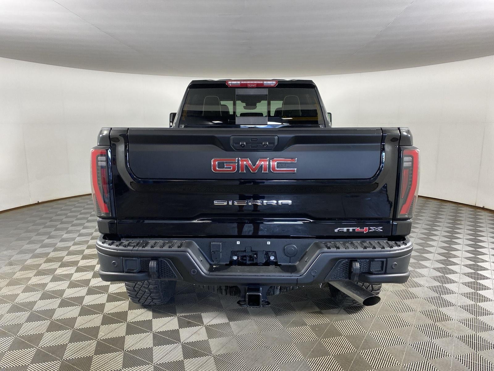 2025 GMC Sierra 2500HD AT4X