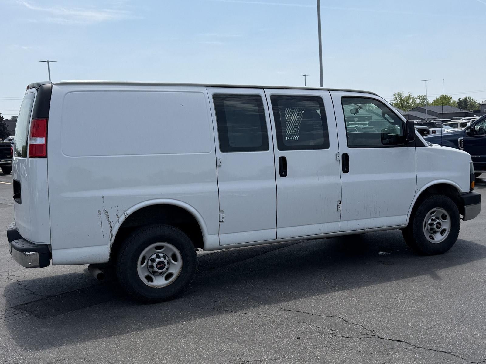 2020 GMC Savana Cargo Van 2500
