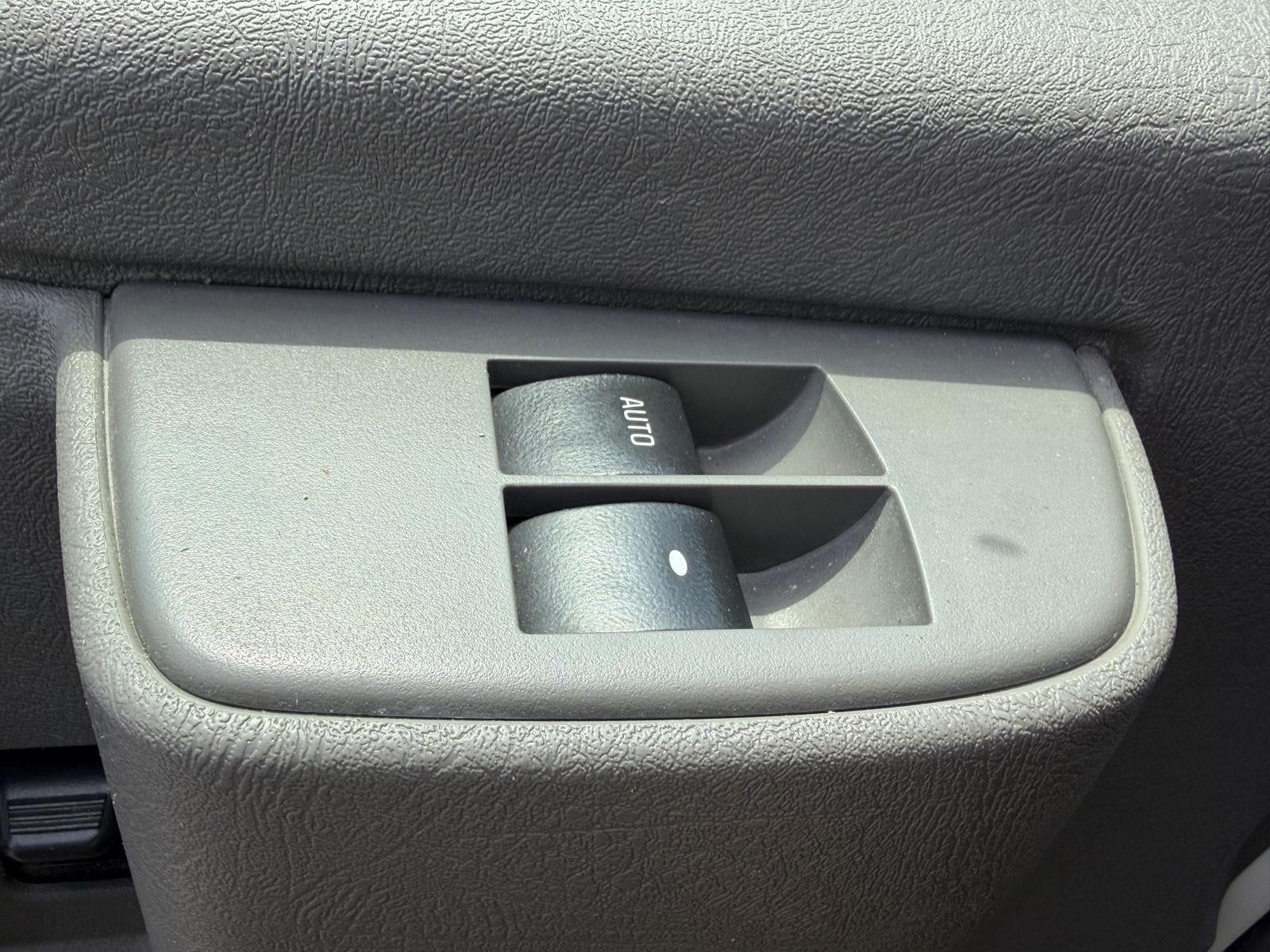 2020 GMC Savana Cargo Van 2500
