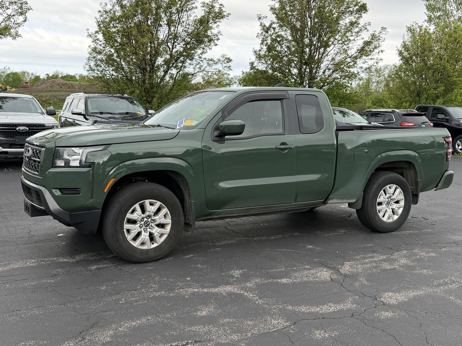 2022 Nissan Frontier SV
